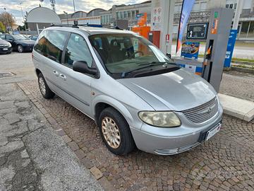 Chrysler Voyager 2.5 CRD cat SE con 342.000km