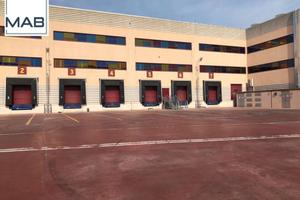 Immobile di 10000 m² con 2 locali a Nola