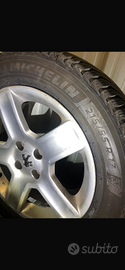 Gomme Michelin 215 55 R17