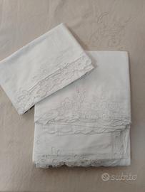 Lenzuolo matrimoniale (nuovo), in cotone con pizzo