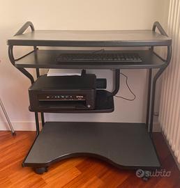 Scrivania salvaspazio multifunzione con ruote