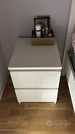 Comodino IKEA
