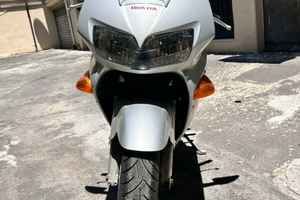 Honda vfr 800 special edition