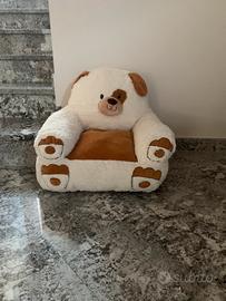 Poltroncina morbida a forma di cagnolino 🐶
