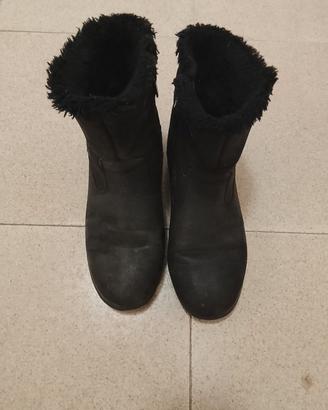 stivaletti donna con pellicciotto 