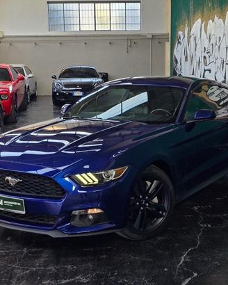 Ford Mustang 2.3 EcoBoost Manuale Performance Pack