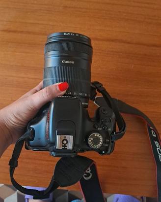 Canon EOS 600D Reflex Corpo + Batteria e Caricab