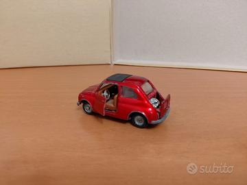 Mebetoys Fiat 500 no Politoys Dinky Corgi 