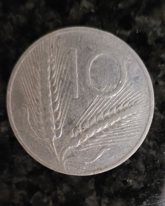 Rara 10 lire del 1952 per collezionismo