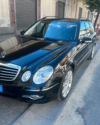 Mercedes benz E 320cdi SW EVO AVantgard sport N1