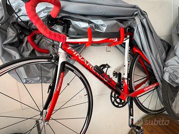 Bici da corsa pinarello