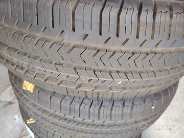 gomme Michlen 4 stagione nuovi 215/65/16/ 106/104T