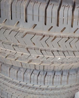 gomme Michlen 4 stagione nuovi 215/65/16/ 106/104T
