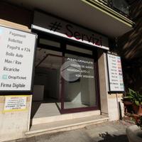 NEGOZIO A PALOMBARA SABINA