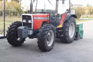 TRATTORE MASSEY FERGUSON 373