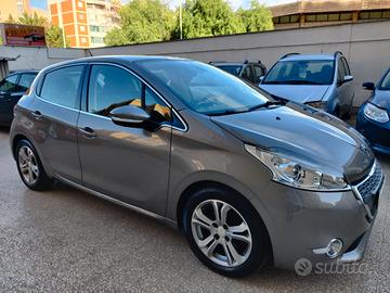 Peugeot 208 1.4 Diesel 5 porte