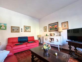 TRIFAMILIARE A PISTOIA