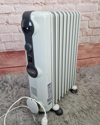 RADIATORE CALORIFERO ELETTRICO AD OLIO  De'Longhi