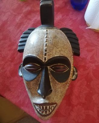 maschere tribali africane