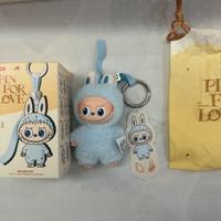 Popmart Labubu Pin for Love - Lettera D