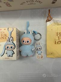 Popmart Labubu Pin for Love - Lettera D