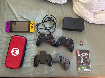 Nintendo switch + 3 controllore + FC24 + DK