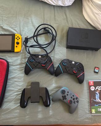 Nintendo switch + 3 controllore + FC24 + DK