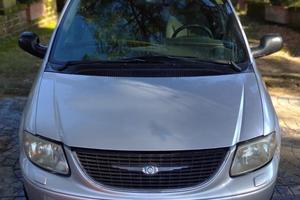 CHRYSLER VOYAGER 2.5 TDI VM 7 POSTI MANUALE 2004