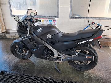 Honda VFR 750 F - 1987
