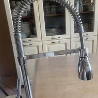 Rubinetto con doccetta