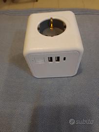 Multi presa filtrata anti fulmini