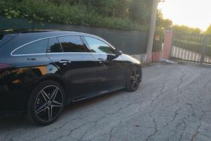 Mercedes CLA shooting brake AMG line premium plus
