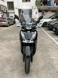 Honda SH350 nero lucido