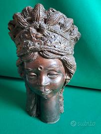 Scultura testa femminile