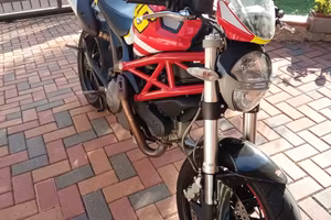 Ducati Monster 796