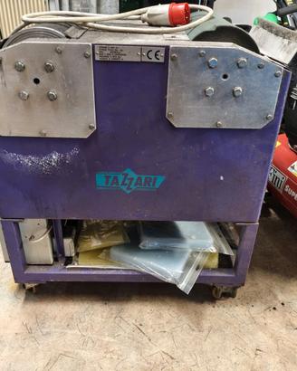 Macchina sciolinatrice sci e snowboard Tazzari