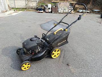 tagliaerba trazionato 