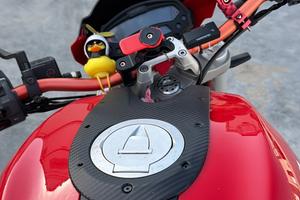 Ducati monster 696