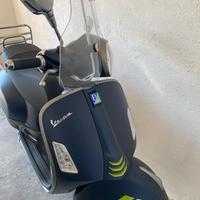 VESPA GTS 300 HPE SUPER TECH
