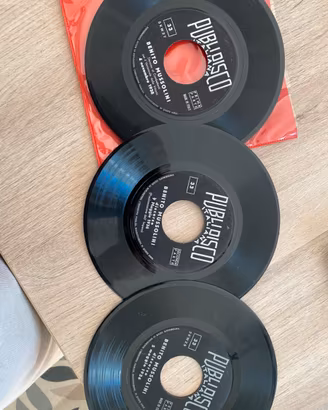 Cofanetto raccoglitore con 3 duschi Benito Mussoli