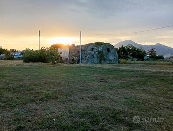 Terreno + rustico a Pompei centro