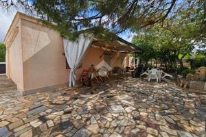 CASA DI CORTE A CEGLIE MESSAPICA