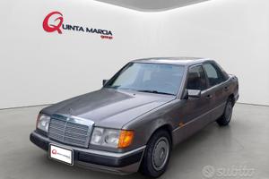 Mercedes-Benz E 250 CAMBIO MANUALE