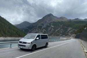 Volkswagen T5 caravelle