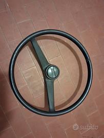 volante e paraurti auto FIAT 127