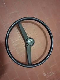 volante e paraurti auto FIAT 127