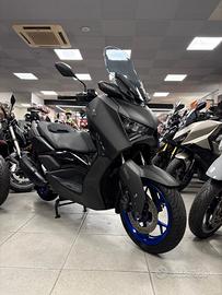 Yamaha X-Max 300 TECH - FINANZIABILE 100%