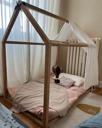 Letto a Capanna in Legno Naturale