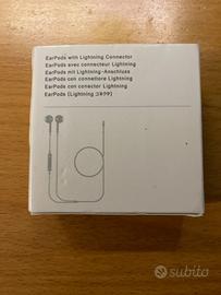 Apple Earpods lighting
