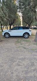 range rover evoque impeccabile